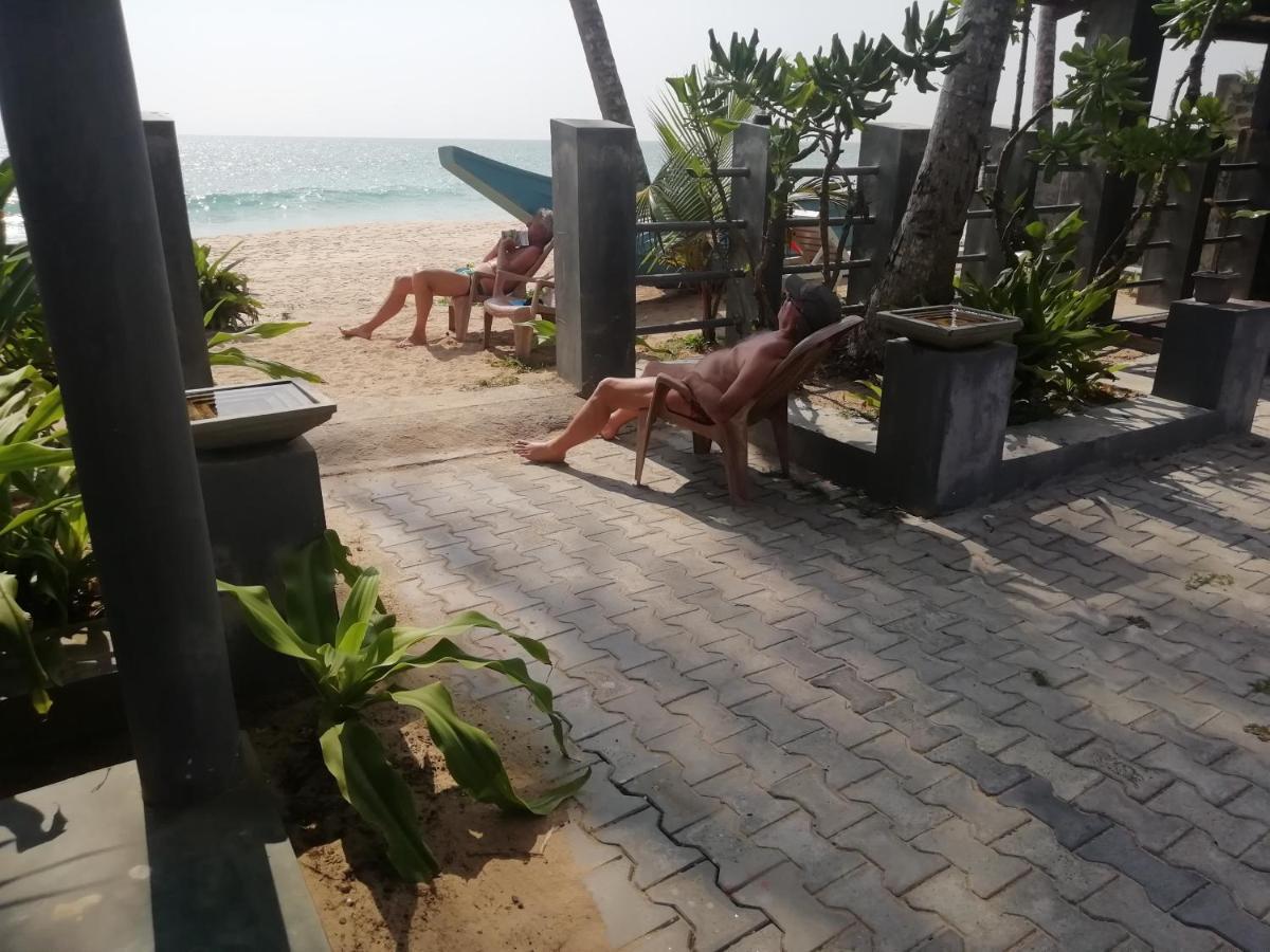 Rainbow Beach Resort Амбалангода Экстерьер фото